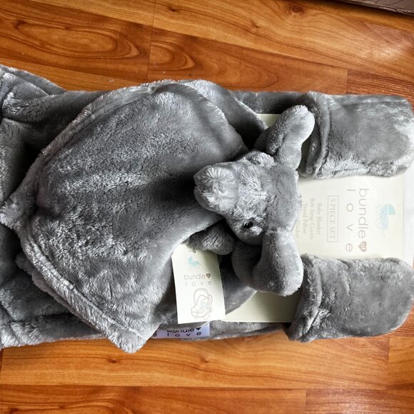 Bundle of Love 5-Piece Baby Blanket & Plush Elephant Set – Gray, New - Picture 1 of 2